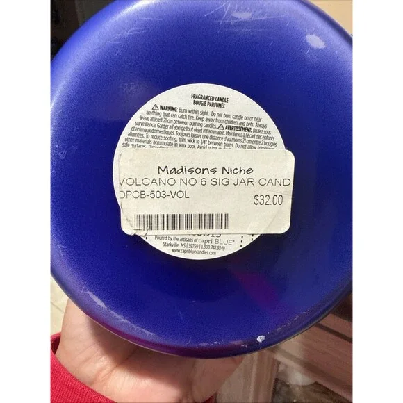 Capri BLUE Volcano 06 Candle 19 Oz. Barely Used, Great Condition! - Picture 4 of 5